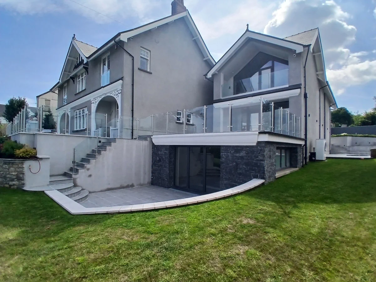 balcony-glass-balustrade-large-house-exterior-langland-swansea-glass-balustrades balcony glass balustrade large house exterior langland swansea glass balustrades